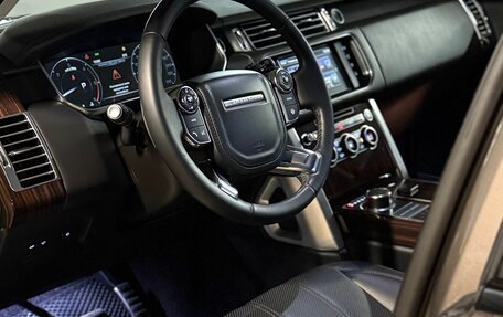 Land Rover Range Rover IV рестайлинг, 2016 год, 3 890 000 рублей, 26 фотография