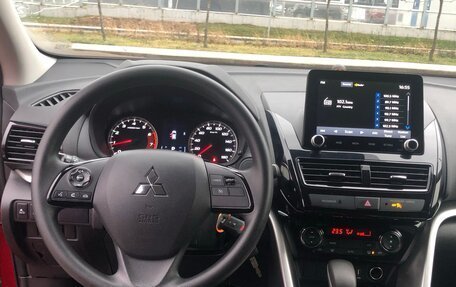 Mitsubishi Eclipse Cross, 2021 год, 2 400 000 рублей, 14 фотография