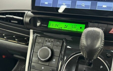 Toyota Wish II, 2013 год, 1 500 000 рублей, 16 фотография