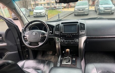 Toyota Land Cruiser 200, 2011 год, 2 750 000 рублей, 8 фотография