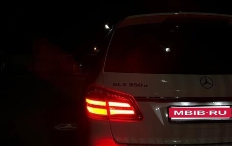 Mercedes-Benz GLS, 2017 год, 4 400 000 рублей, 6 фотография