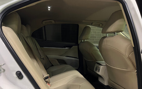 Toyota Camry, 2022 год, 3 250 000 рублей, 16 фотография