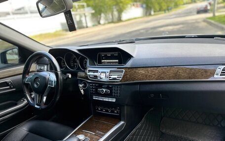 Mercedes-Benz E-Класс, 2014 год, 1 750 000 рублей, 2 фотография