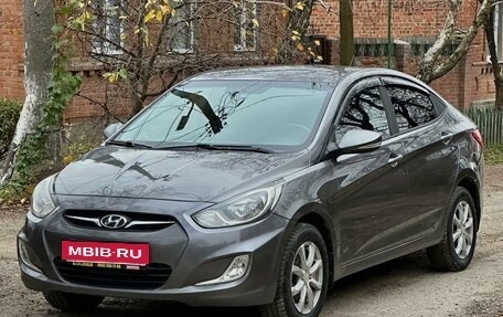 Hyundai Solaris II рестайлинг, 2012 год, 500 000 рублей, 2 фотография