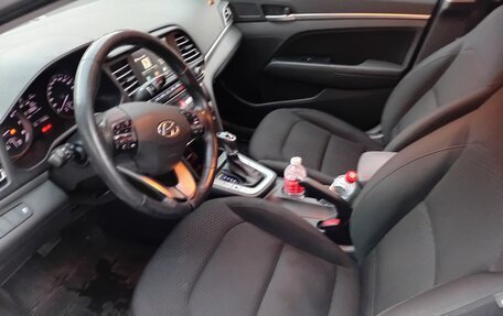 Hyundai Elantra VI рестайлинг, 2019 год, 1 350 000 рублей, 4 фотография