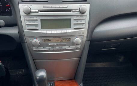 Toyota Camry, 2011 год, 1 600 000 рублей, 11 фотография