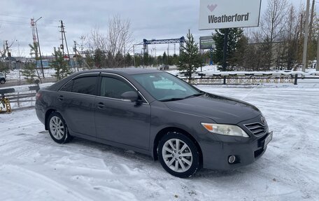 Toyota Camry, 2011 год, 1 600 000 рублей, 2 фотография