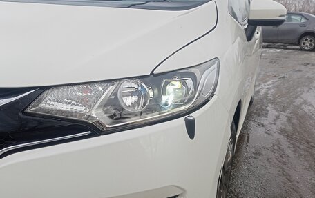 Honda Fit III, 2017 год, 1 250 000 рублей, 7 фотография