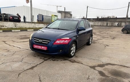 KIA cee'd I рестайлинг, 2009 год, 670 000 рублей, 1 фотография