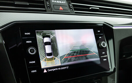 Volkswagen Passat B8 рестайлинг, 2021 год, 2 599 898 рублей, 16 фотография