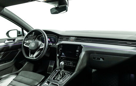 Volkswagen Passat B8 рестайлинг, 2021 год, 2 599 898 рублей, 9 фотография