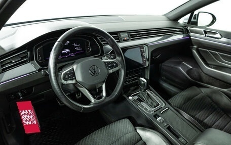 Volkswagen Passat B8 рестайлинг, 2021 год, 2 599 898 рублей, 11 фотография