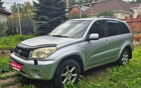 Toyota RAV4, 2004 год, 870 000 рублей, 4 фотография