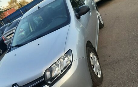 Renault Logan II, 2015 год, 675 000 рублей, 9 фотография