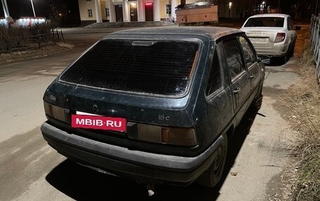 ИЖ 2126 «Ода», 2004 год, 68 000 рублей, 2 фотография