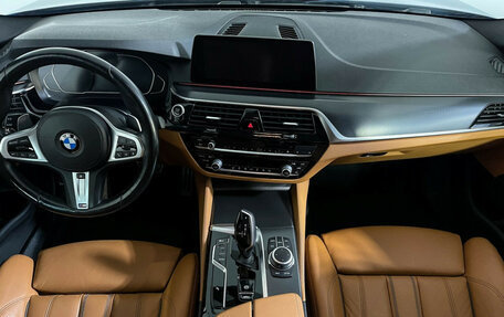 BMW 5 серия, 2020 год, 4 997 000 рублей, 11 фотография