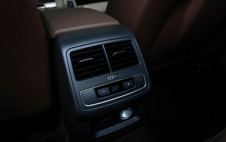 Audi A4, 2019 год, 2 740 000 рублей, 13 фотография