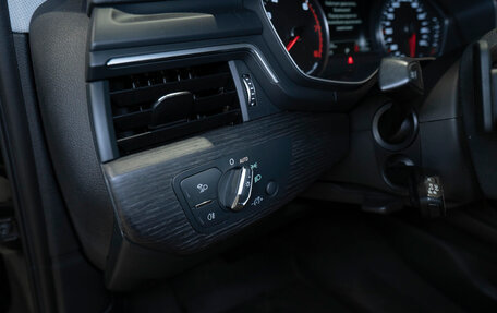 Audi A4, 2019 год, 2 740 000 рублей, 20 фотография