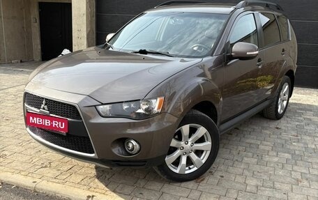 Mitsubishi Outlander III рестайлинг 3, 2011 год, 1 160 000 рублей, 5 фотография