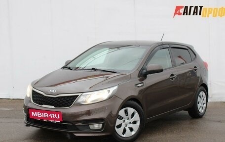 KIA Rio III рестайлинг, 2016 год, 900 000 рублей, 2 фотография