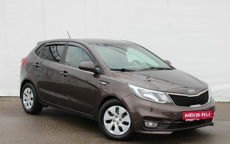 KIA Rio III рестайлинг, 2016 год, 900 000 рублей, 4 фотография