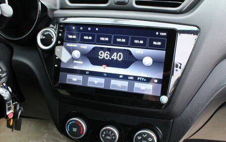 KIA Rio III рестайлинг, 2016 год, 900 000 рублей, 18 фотография