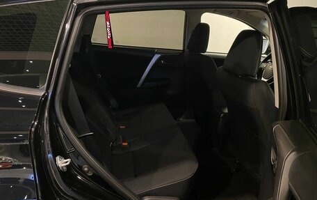 Toyota RAV4, 2017 год, 2 640 000 рублей, 18 фотография