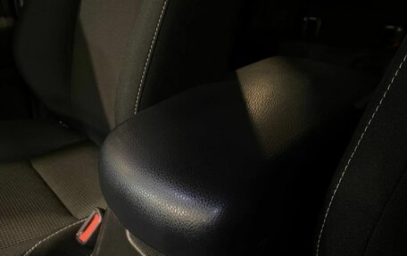 Toyota RAV4, 2017 год, 2 640 000 рублей, 34 фотография