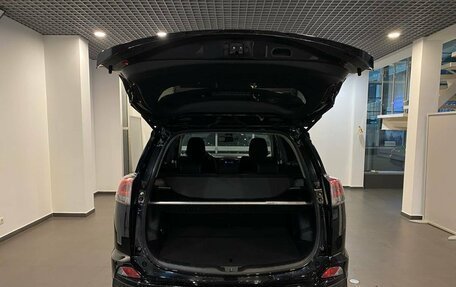 Toyota RAV4, 2017 год, 2 640 000 рублей, 38 фотография