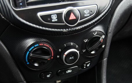 Hyundai Solaris II рестайлинг, 2012 год, 715 000 рублей, 6 фотография