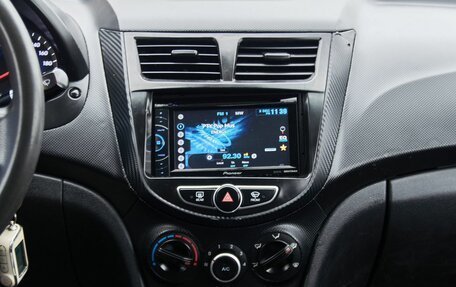 Hyundai Solaris II рестайлинг, 2012 год, 715 000 рублей, 14 фотография