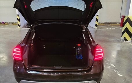 Mercedes-Benz GLA, 2015 год, 2 200 000 рублей, 23 фотография