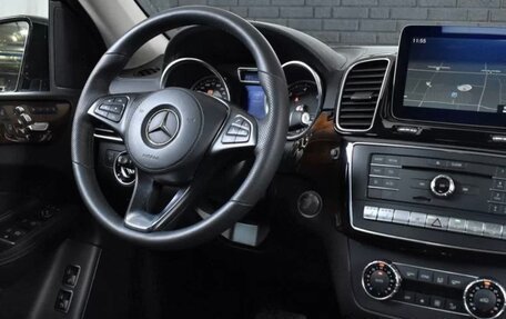 Mercedes-Benz GLS, 2016 год, 4 200 000 рублей, 27 фотография
