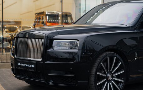 Rolls-Royce Cullinan, 2020 год, 36 000 000 рублей, 9 фотография