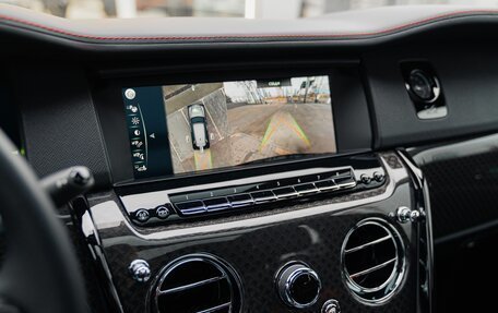 Rolls-Royce Cullinan, 2020 год, 36 000 000 рублей, 16 фотография