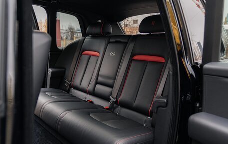 Rolls-Royce Cullinan, 2020 год, 36 000 000 рублей, 3 фотография