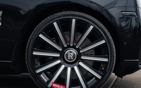 Rolls-Royce Cullinan, 2020 год, 36 000 000 рублей, 13 фотография