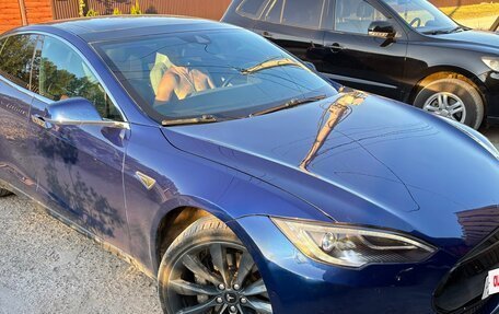 Tesla Model S I, 2016 год, 2 600 000 рублей, 2 фотография