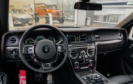 Rolls-Royce Cullinan, 2020 год, 36 000 000 рублей, 24 фотография