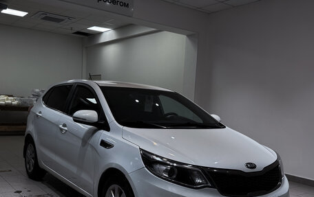 KIA Rio III рестайлинг, 2016 год, 842 000 рублей, 3 фотография