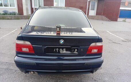 BMW 5 серия, 2000 год, 650 000 рублей, 2 фотография