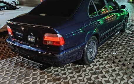 BMW 5 серия, 2000 год, 650 000 рублей, 6 фотография