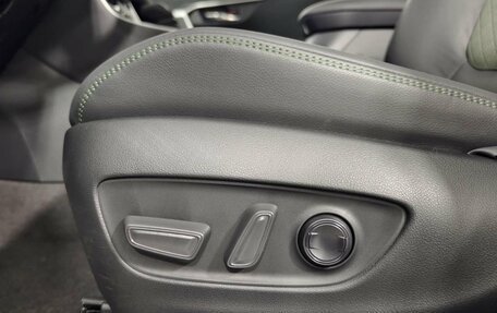 Toyota RAV4, 2025 год, 5 190 000 рублей, 28 фотография