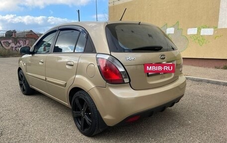 KIA Rio II, 2010 год, 700 000 рублей, 8 фотография