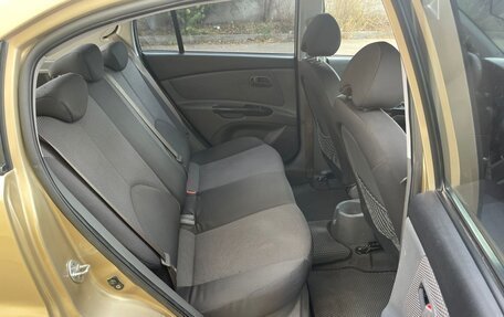 KIA Rio II, 2010 год, 700 000 рублей, 17 фотография