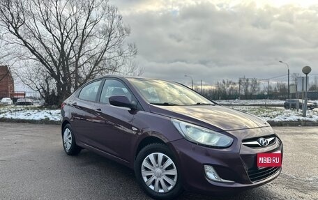 Hyundai Solaris II рестайлинг, 2014 год, 820 000 рублей, 1 фотография