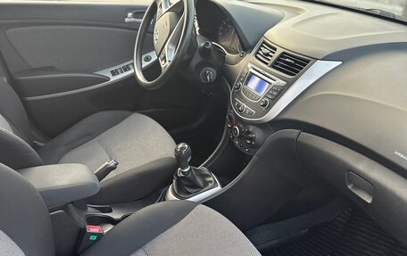 Hyundai Solaris II рестайлинг, 2014 год, 820 000 рублей, 9 фотография