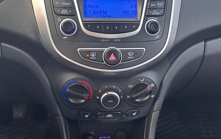 Hyundai Solaris II рестайлинг, 2014 год, 820 000 рублей, 12 фотография