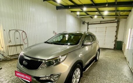 KIA Sportage III, 2015 год, 1 800 000 рублей, 2 фотография