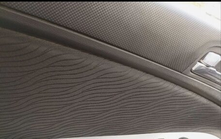 Hyundai Solaris II рестайлинг, 2011 год, 548 000 рублей, 9 фотография